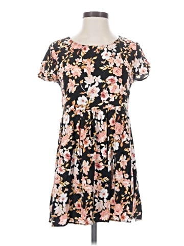 Forever 21 Casual Dress (view 1)