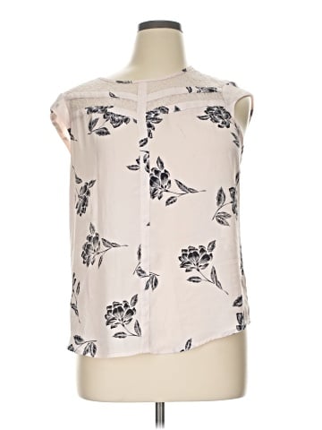 Candie's Sleeveless Blouse (view 1)