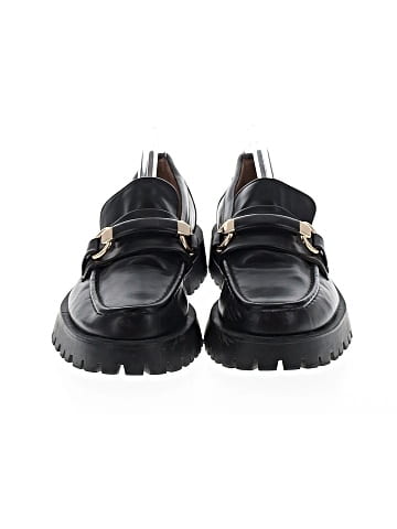 Zara Flats (view 2)