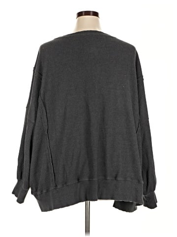 American Eagle Outfitters Long Sleeve Top (view 2)