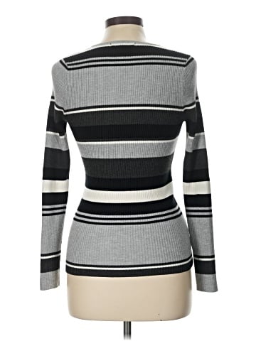 Romeo & Juliet Couture Pullover Sweater (view 2)