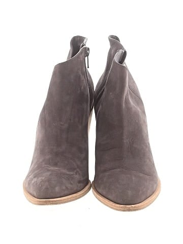 Vince. Ankle Boots (view 2)