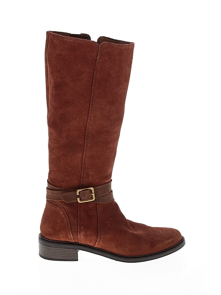 Pre-owned Clarks Boots In Brown