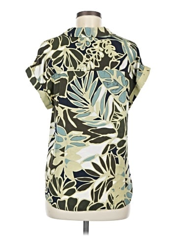 Cupcakes & Cashmere Short Sleeve Blouse (view 2)