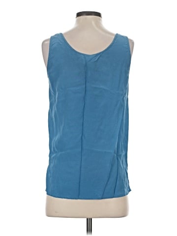 Neiman Marcus Sleeveless Top (view 2)