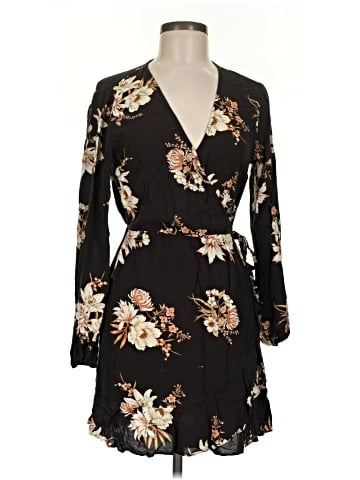 Xhilaration Casual Dress (view 1)