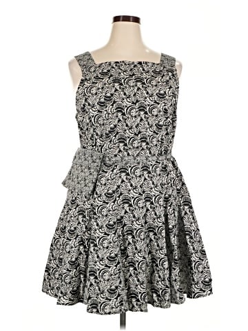 Banana Republic Cocktail Dress (view 1)