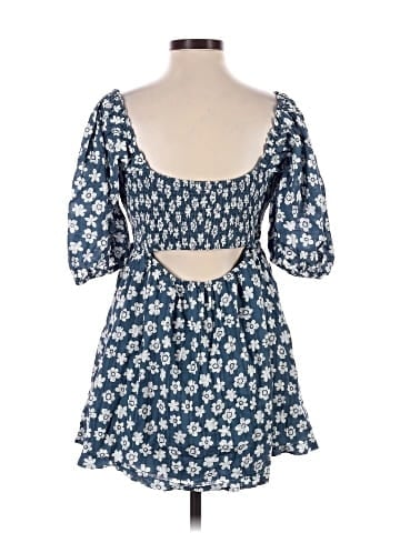 American Eagle Outfitters Casual Dress (view 2)