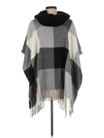 V.Fraas Poncho (view 2)