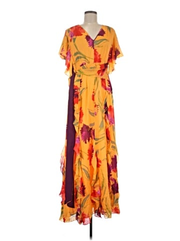 Diane von Furstenberg Casual Dress (view 1)