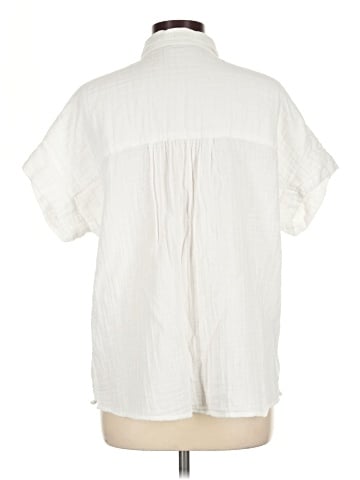 Sonoma Goods for Life Short Sleeve Button-Down Shirt (view 2)