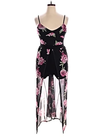 No Boundaries Cocktail Dress (view 1)
