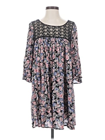 En Creme Casual Dress (view 1)