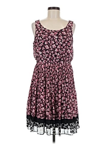 Elle Casual Dress (view 1)