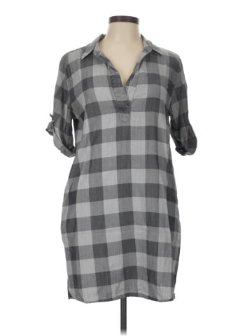 Chelsea & Theodore Casual Dress (view 1)