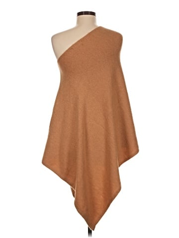 Look Poncho (view 2)