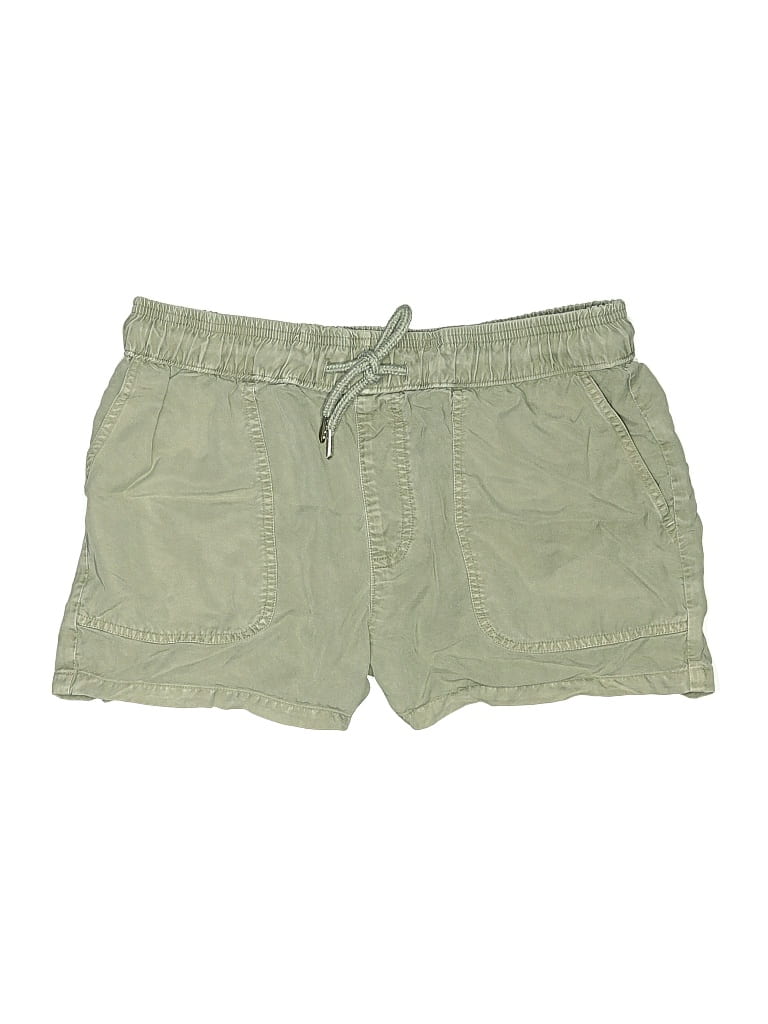 Pre-owned Quince Khaki Shorts In Green