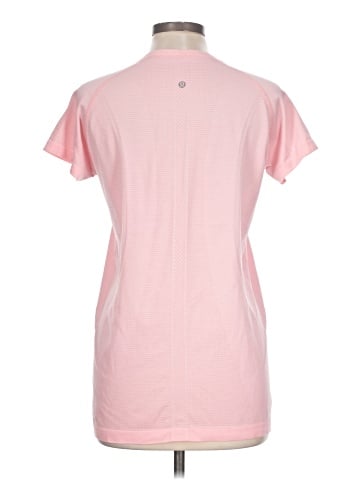 Lululemon Athletica Short Sleeve T-Shirt (view 2)