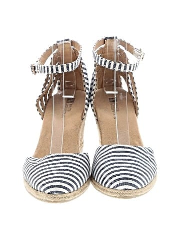 White Mountain Wedges (view 2)