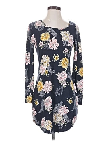 No Boundaries Casual Dress (view 1)