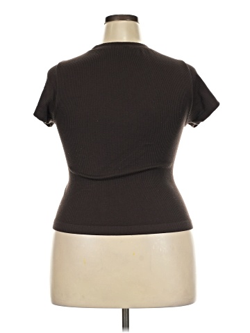 Old Navy Short Sleeve Turtleneck (view 2)