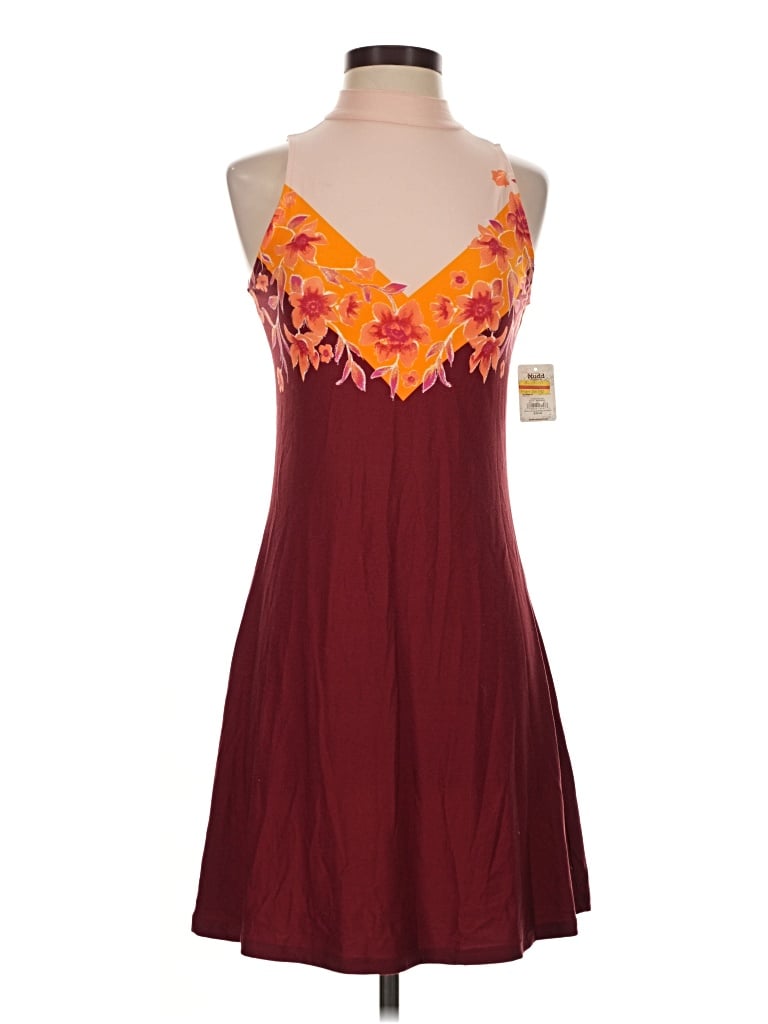 Mudd Cocktail Dress In Burgundy