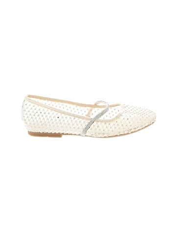 Nina Flats (view 1)
