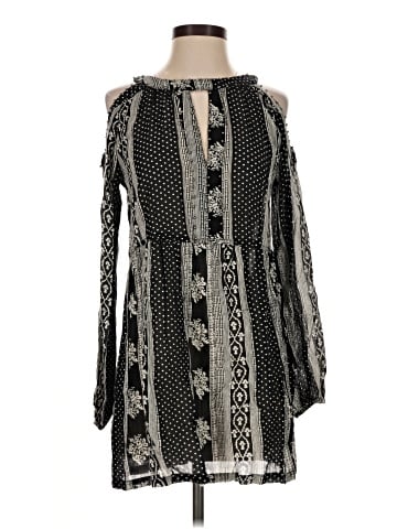 En Creme Casual Dress (view 1)