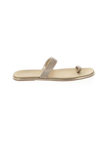 Kenneth Cole REACTION Sandals (view 1)
