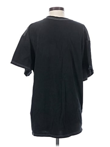 Urban Outfitters Short Sleeve T-Shirt (view 2)