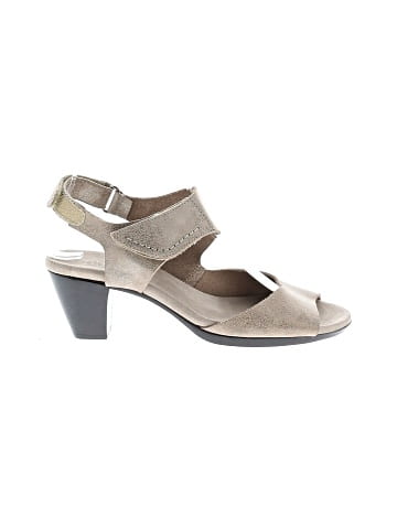 Munro American Sandals (view 1)
