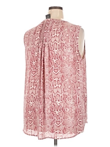 Chelsea & Theodore Sleeveless Blouse (view 2)