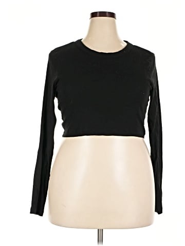 Victoria's Secret Pink Long Sleeve T-Shirt (view 1)