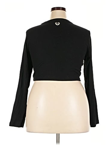 Victoria's Secret Pink Long Sleeve T-Shirt (view 2)