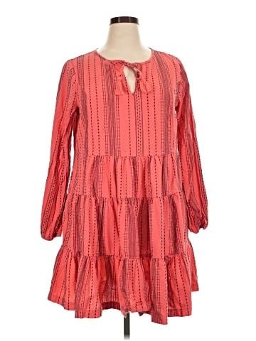 Crown & Ivy Casual Dress (view 1)