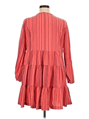Crown & Ivy Casual Dress (view 2)