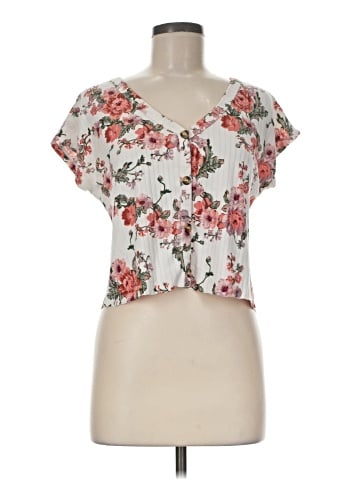 Bobbie Brooks Short Sleeve Top (view 1)