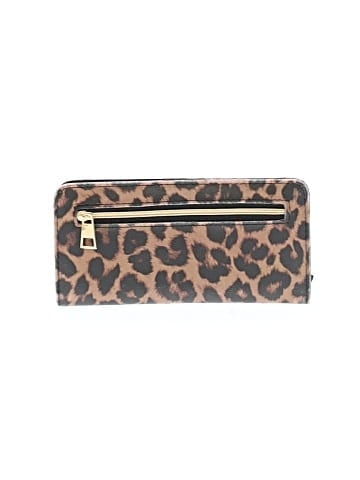 Unbranded Wallet (view 2)