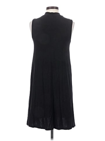 Thyme and Honey Casual Dress (view 2)