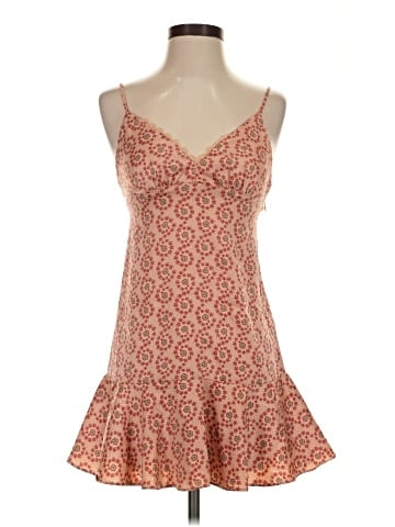 Urban Outfitters Casual Dress (view 1)