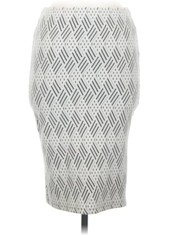 Forever 21 Casual Skirt (view 1)