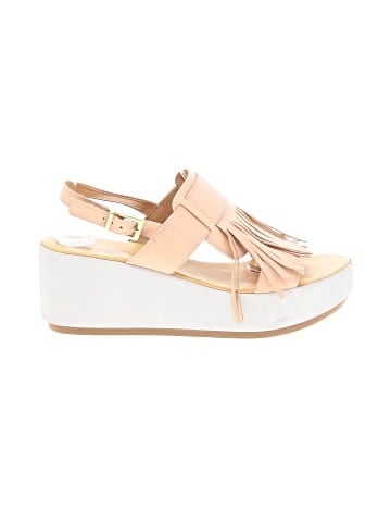 Matisse Wedges (view 1)