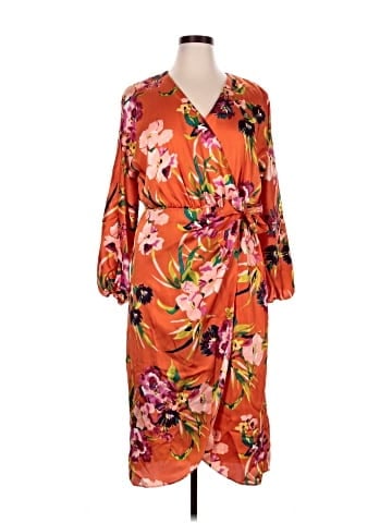 Julia Jordan Casual Dress (view 1)