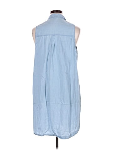 rue21 Sleeveless Button-Down Shirt (view 2)