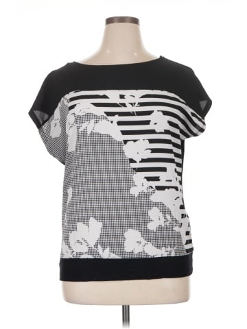 New York & Company Short Sleeve T-Shirt (view 1)