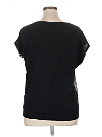 New York & Company Short Sleeve T-Shirt (view 2)