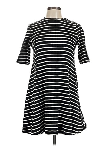 Uniqlo Casual Dress (view 1)