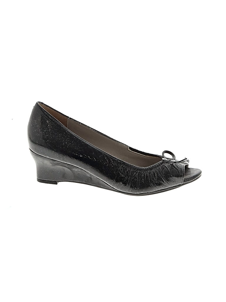 Pre-owned Me Too Wedges In Gray