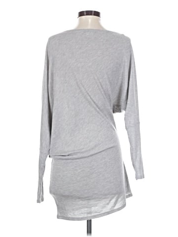 Venus Pullover Sweater (view 2)