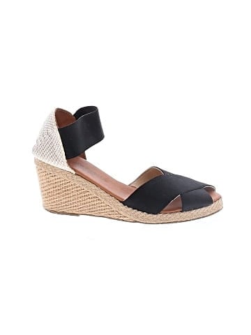Andre Assous Wedges (view 1)